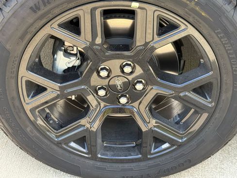 New 2026 Ford Maverick Lariat w/ Black Appearance Package image 13