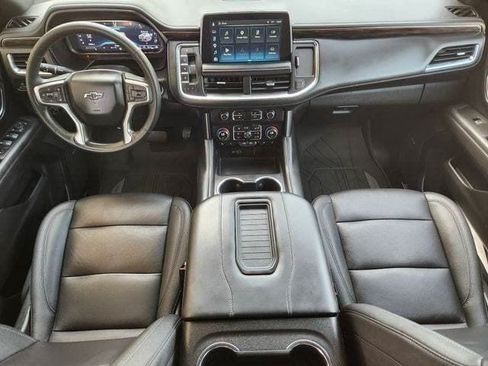 Used 2023 Chevrolet Tahoe Z71 w/ Z71 Off-Road Package AWD/4WD image 19