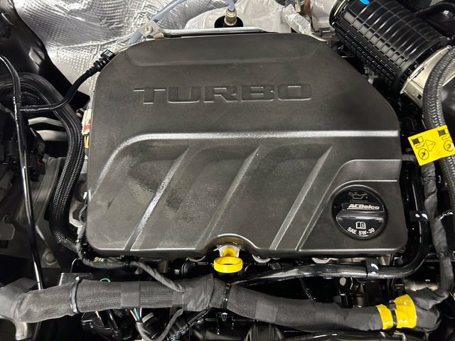 Used 2024 Chevrolet Trax LS w/ Driver Confidence Package FWD image 10