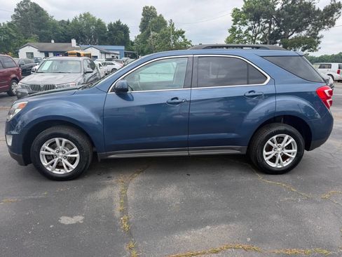 Used 2017 Chevrolet Equinox LT w/ Convenience Package AWD/4WD image 5