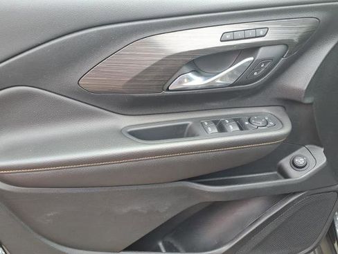Used 2021 GMC Terrain SLT w/ LPO, Floor Liner Package AWD/4WD image 17