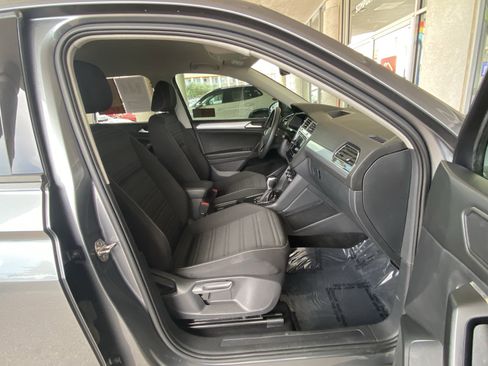 Certified 2023 Volkswagen Tiguan S FWD image 40
