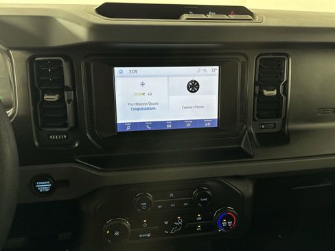 Used 2023 Ford Bronco 4-Door AWD/4WD image 21