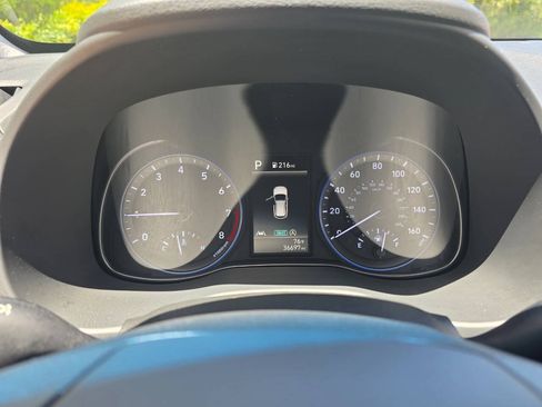 Used 2022 Hyundai Kona SE w/ Cargo Package FWD image 15