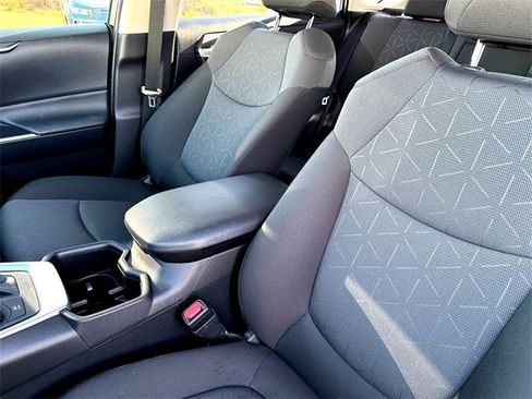 Used 2023 Toyota RAV4 XLE image 13
