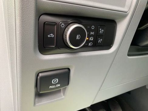 Used 2023 Ford F150 XLT image 24