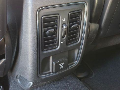 Used 2021 Jeep Grand Cherokee Laredo X RWD image 15