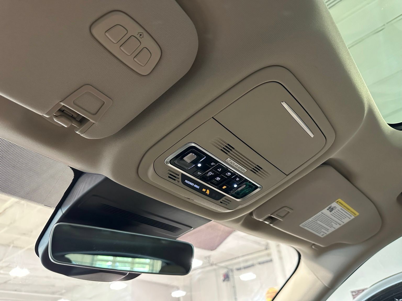 Used 2025 Lincoln Nautilus Reserve AWD/4WD image 39