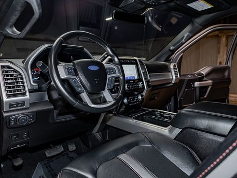 Used 2021 Ford F250 Platinum w/ FX4 Off-Road Package image 12