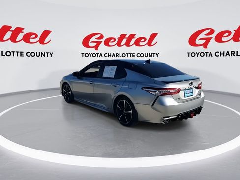 Used 2020 Toyota Camry XSE image 6
