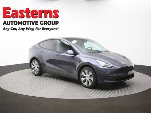 Used 2021 Tesla Model Y Long Range AWD/4WD image 44