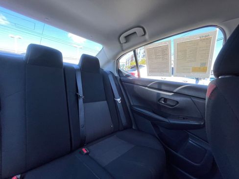 Used 2025 Nissan Sentra SV FWD image 37