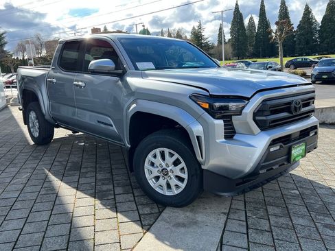New 2026 Toyota Tacoma SR5 RWD image 7