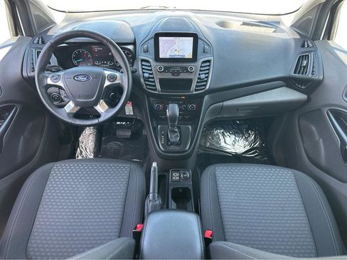 Used 2019 Ford Transit Connect XLT FWD image 4