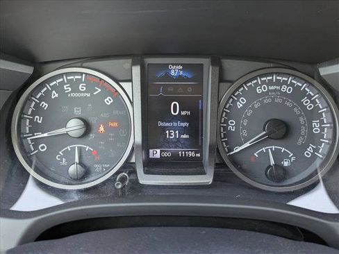 Used 2023 Toyota Tacoma TRD Off-Road image 11