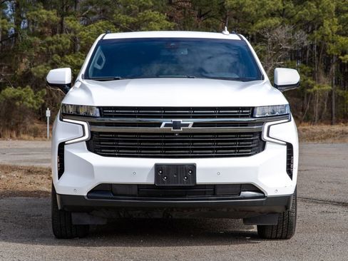 Used 2021 Chevrolet Suburban RST w/ Luxury Package image 2