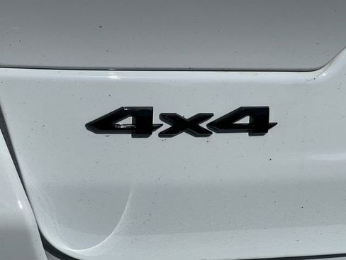 New 2025 Jeep Grand Cherokee Altitude image 2