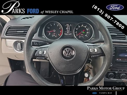 Used 2016 Volkswagen Passat 1.8T S FWD image 5