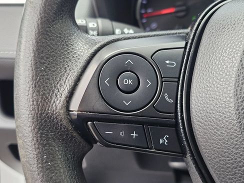 Used 2019 Toyota RAV4 XLE w/ Carpet Mat Package AWD/4WD image 32
