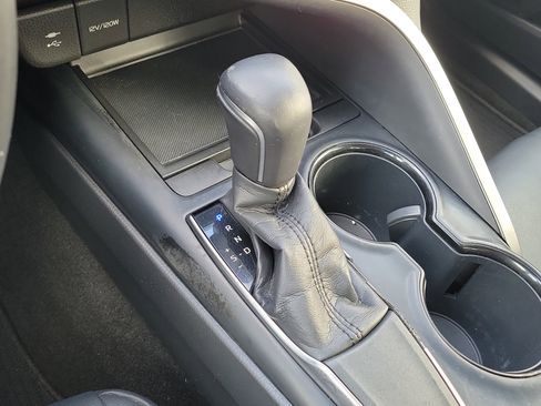 Used 2018 Toyota Camry SE w/ Convenience Package image 35