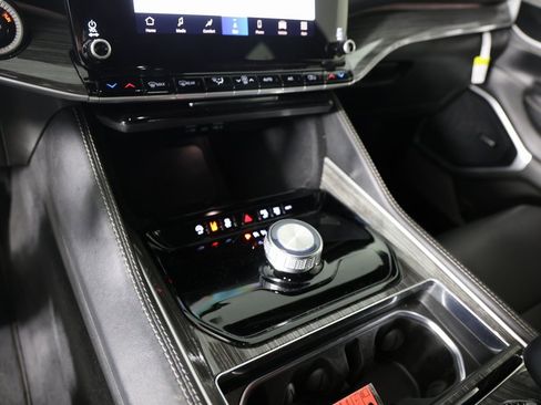 Used 2022 Jeep Wagoneer Series II image 21