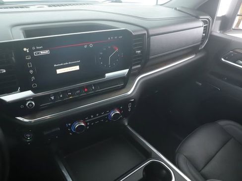 Used 2024 GMC Sierra 2500 SLT w/ SLT Premium Package AWD/4WD image 26