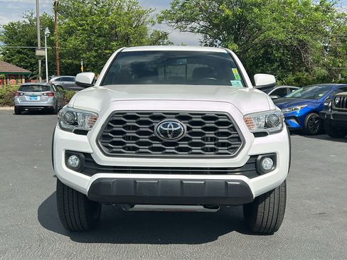 Used 2021 Toyota Tacoma TRD Off-Road w/ Technology Package AWD/4WD image 2