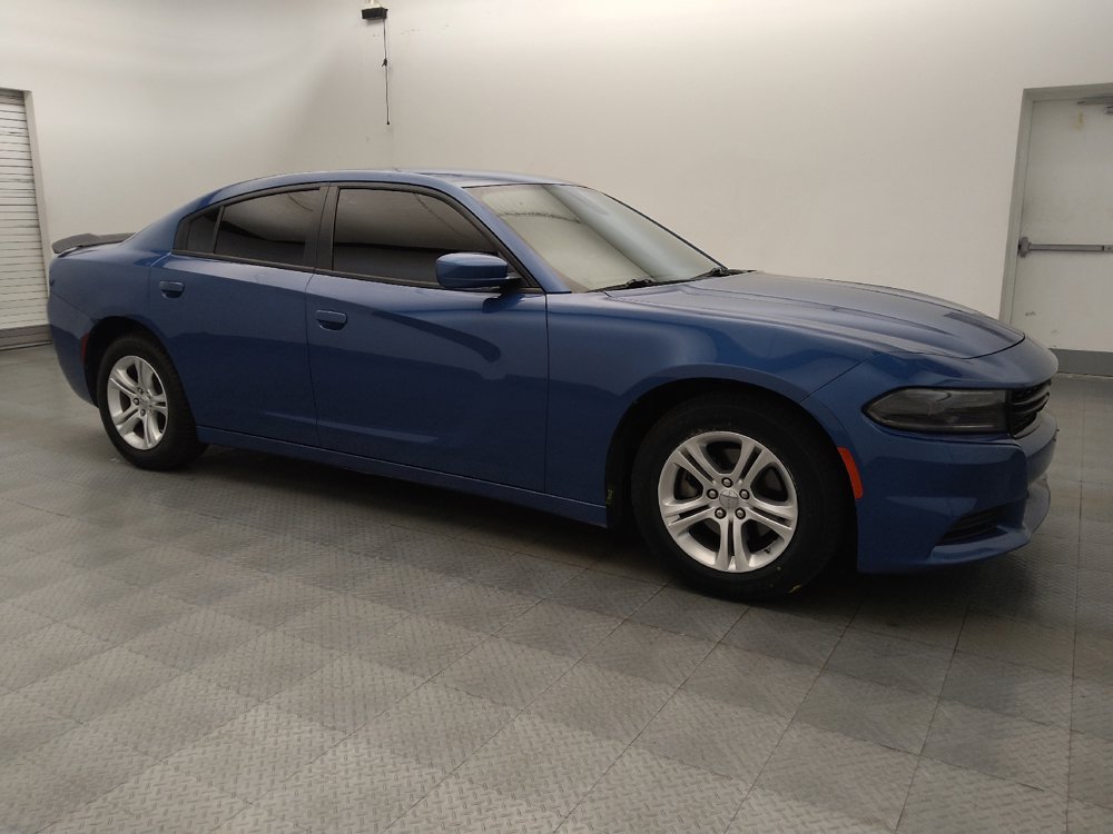 Used 2022 Dodge Charger SXT RWD image 11