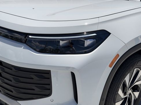 New 2026 Volkswagen Tiguan S FWD image 8