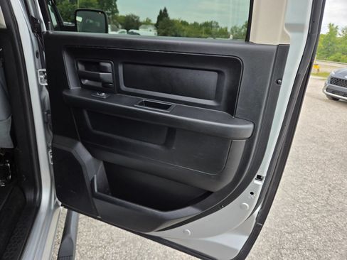 Used 2017 RAM 1500 Express AWD/4WD image 21