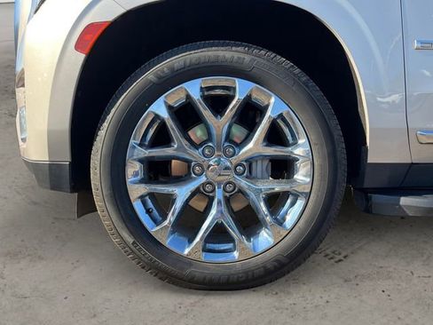 Used 2022 GMC Yukon Denali image 16