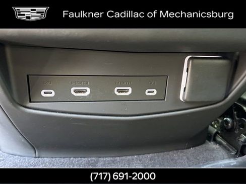 Used 2023 Cadillac Escalade ESV Premium Luxury Platinum w/ LPO, Radiant Package image 19