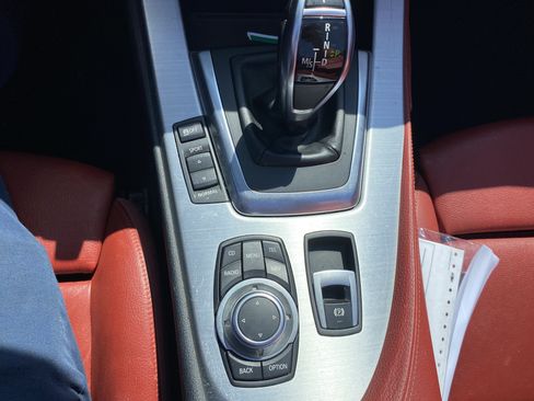 Used 2011 BMW Z4 sDrive35i RWD image 18