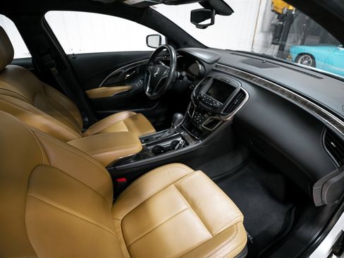 Used 2016 Buick LaCrosse Sport Touring image 20