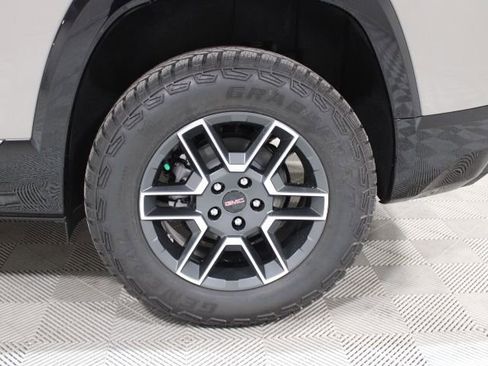 New 2026 GMC Terrain AT4 AWD/4WD image 41
