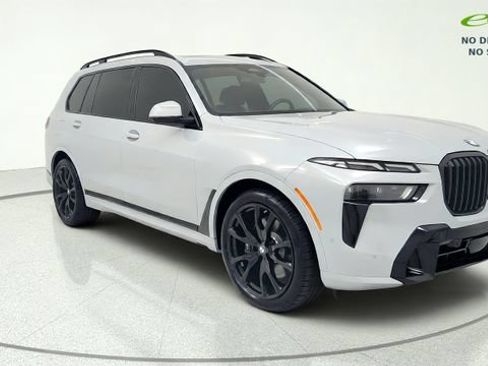Used 2025 BMW X7 xDrive40i w/ Executive Package AWD/4WD image 1