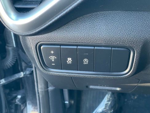 Used 2023 Kia Soul LX w/ LX Technology Package image 15