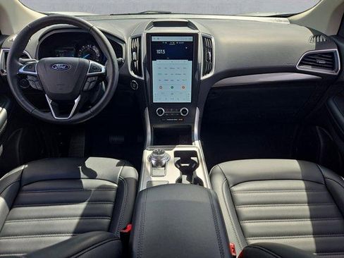 Used 2024 Ford Edge SEL w/ Convenience Package AWD/4WD image 9