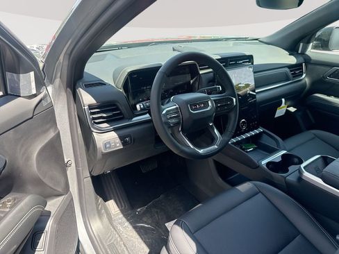 New 2026 GMC Terrain Elevation w/ Elevation Premium Package AWD/4WD image 10