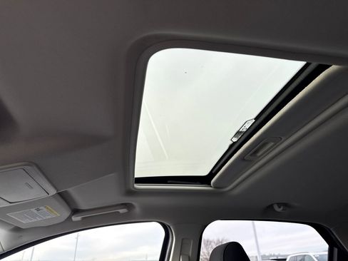 Used 2018 Ford EcoSport SE w/ SE Convenience Package image 14