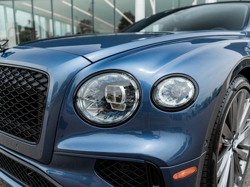 Certified 2025 Bentley Flying Spur Plug-In Hybrid AWD/4WD image 23