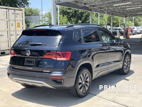 Used 2023 Volkswagen Taos S FWD image 11
