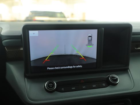 Certified 2024 Ford Maverick Lariat image 22