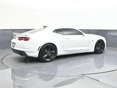 Used 2022 Chevrolet Camaro LT image 16