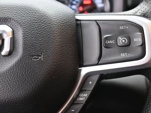 Used 2023 RAM 2500 Big Horn AWD/4WD image 28