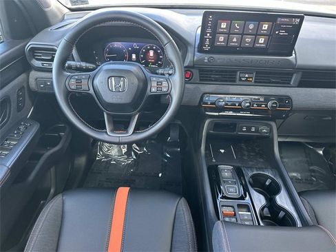 Certified 2026 Honda Passport TrailSport image 17