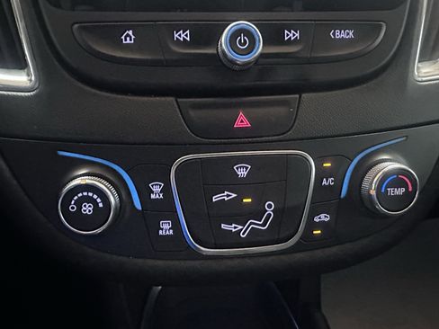 Used 2016 Chevrolet Malibu LT image 44