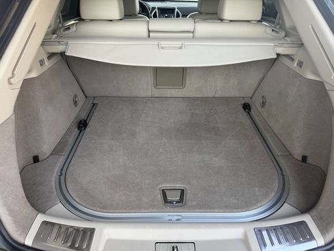 Used 2011 Cadillac SRX Luxury image 12