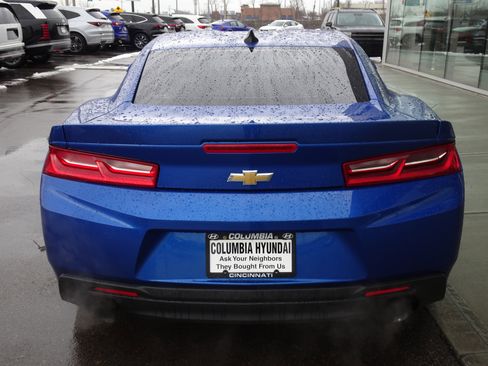 Used 2016 Chevrolet Camaro LT image 4