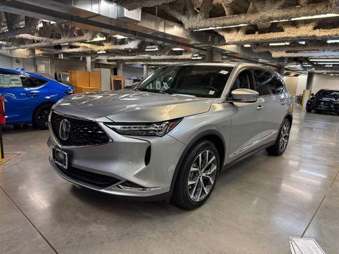 Certified 2023 Acura MDX FWD w/ Technology Package image 10
